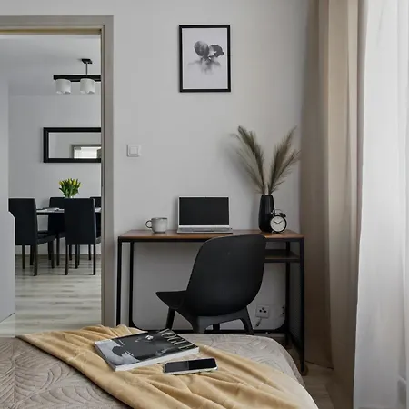 Riverside Retreat By Vistula 2br & Separate Living & Balcony In The Center Apartment *