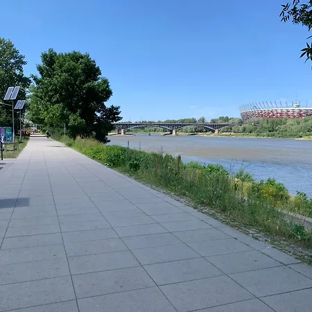 Riverside Retreat By Vistula 2br & Separate Living & Balcony In The Center アパート *