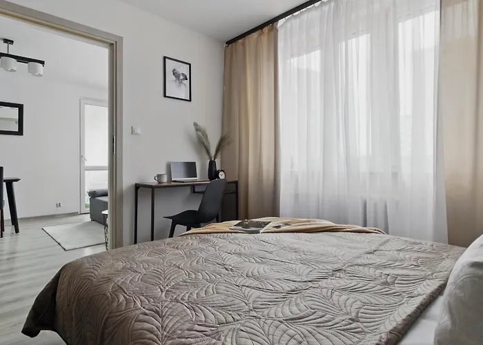 Riverside Retreat By Vistula 2br & Separate Living & Balcony In The Center *