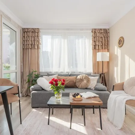 Riverside Retreat By Vistula 2br & Separate Living & Balcony In The Center Apartment